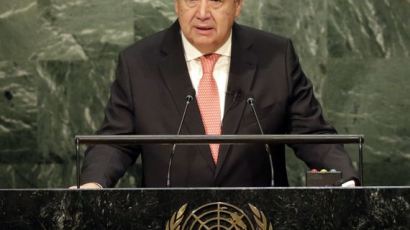 구테흐스 유엔 총장도 '반반'?…트럼프 반난민 정책에 '늑장 비판'