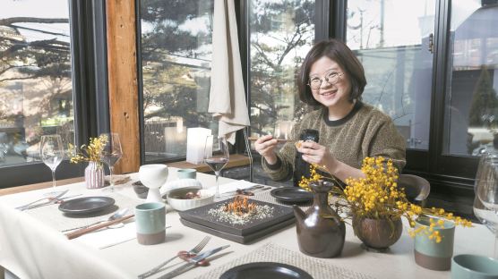 [식객의 맛집] 꼬막해초찜·청국장어회·랍스터게살오이선…요리 발명가인가 봐