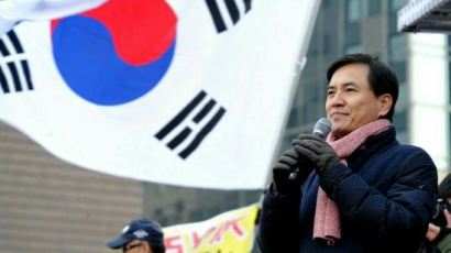 '태극기 집회' 참가한 김진태 "국정 전복하려고 모든 좌익세력이 총동원"