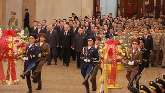 북한 최용해 또 안 보인다…정부 "아직 신변이상설 판단은 일러"