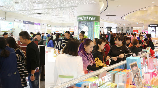 중국 정부, 한국 여행 상품 전면 판매 중단 지시