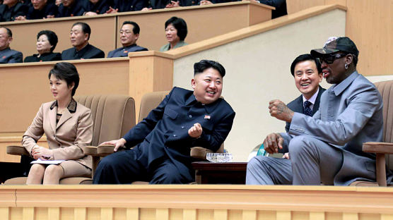 미국 NBA스타 데니스 로드먼, "북한 김정은, '미국서 '뉴욕 닉스' 경기 관전하고 싶다고 했다"