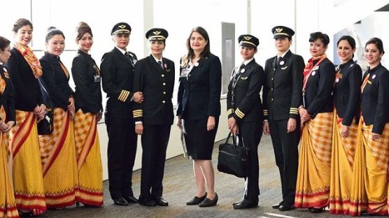 '승무원'부터 '기장'까지 직원 모두 여성인 항공사 
