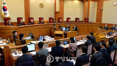  이정미 “박 전 대통령, 최순실 국정개입 사실 철저히 숨겨”