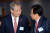 임종룡 금융위원장(왼쪽)과 이현재 자유한국당 정책위원회 의장 [중앙포토]