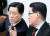 박지원 국민의당 대표(오른쪽)는 10일 헌재의 대통령 탄핵소추안 인용 결정에 대해 “위대한 국민의 승리”라고 말했다. [사진 김현동 기자]