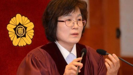 보수 언론인 우종창, 헌법재판관 8명 고발…“허위공문서 작성”