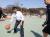 안희정 지사가 7일 서울의 한 대학에서 학생들과 농구를 하고 있다. [사진 안희정 충남지사]