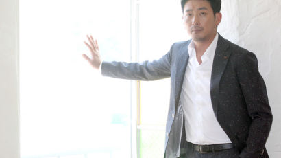 배우 하정우, 중국 사드 보복에 영화 출연 무산