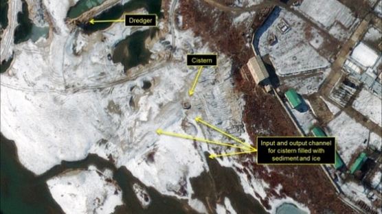 北 영변 핵시설 규모 2배 늘어…최대 40개 핵무기 보유 추정