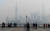 중국 상하이도 베이징만큼이나 대기오염이 심각했다. 사진은 짙게 낀 스모그에 덮인 상하이 푸동 [사진 Sky News]