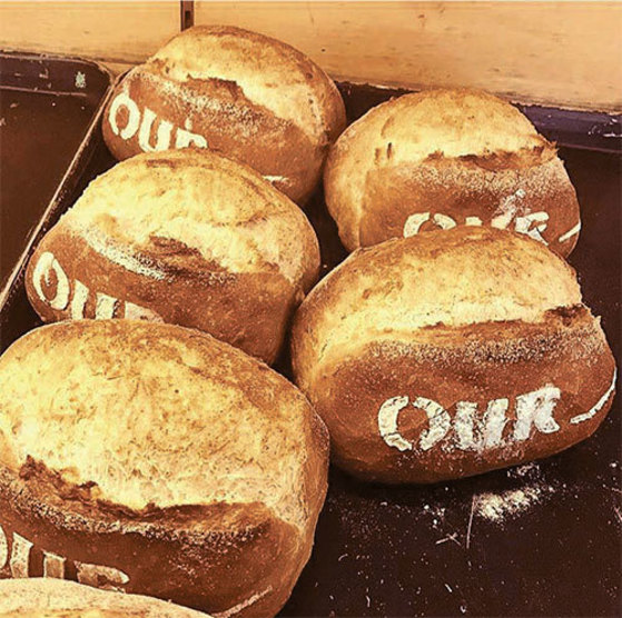 [라이프 스타일] 온종일 줄 서는 ‘빵의 성지’ … 생초콜릿 얹은 ‘더티 초코’ 가장 인기