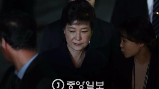 검찰, 박근혜 전 대통령 4차 구치소 방문 조사 시작