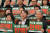 [2016-12-05] 안철수 국민의당 대표가 5일 오후 국회의사당 본청 계단에서 진행된 박근혜 대통령 탄핵 촉구 대회에서 발언하고 있다. [중앙포토]