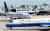 유나이티드항공의 비행기(앞)가 미국 시카고 오헤어 공항에서 이륙을 준비하고 있다. [중앙포토]