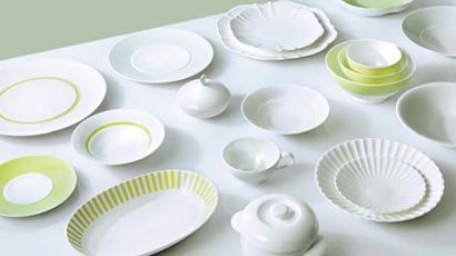 [라이프 트렌드]자연미 풍기는 녹색 그릇 재미 넘치는 캐릭터 접시