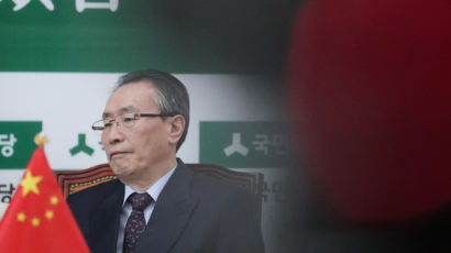 정치권에 ‘사드 반대’ 외친 우다웨이…文측에 “중국, 한국 대선 기대”
