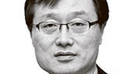 [서소문 포럼] 한국 대선에 등장한 케인스와 슘페터