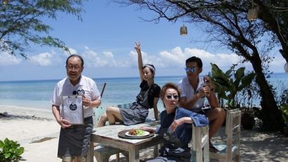 [매거진M] '윤식당', '나영석'이라는 브랜드의 총집합 