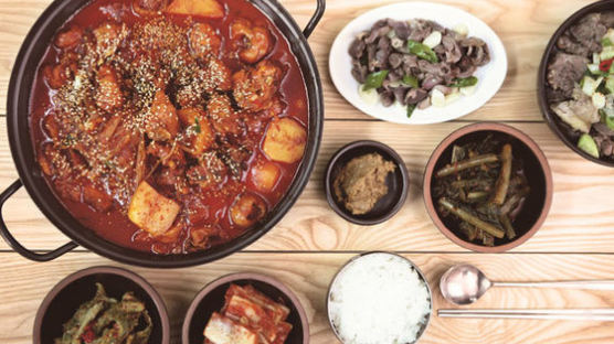 [땅이야기 맛이야기] 경남(18) 직접 키운 닭으로 맛과 영양이 듬뿍! '범바구집'