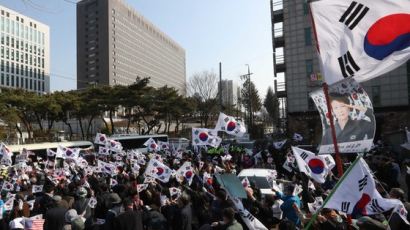 박 전 대통령 탄핵 반대 집회 참가 사망자 4명으로 늘어