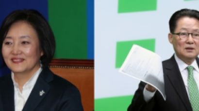 ‘박남매’의 선거판세…“문재인, 승기 굳혀” vs “안철수, 조정국면”