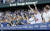 지난 2014년 5월 27일 열린 메이저리그 LA다저스-신시내티 레즈전에서 환호하는 LA다저스 홈팬들.  로스엔젤레스=신현식 미주중앙일보 기자