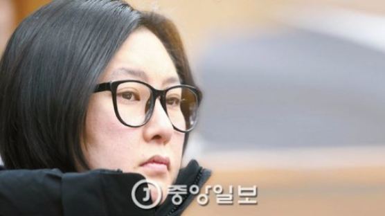 "박 전 대통령, 집안서 '큰 엄마'로 불렸다" 장시호 증언