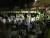 26일 오전 2시30분쯤 경북 성주군 초전면 소성리 마을회관 앞에서 고고도미사일방어(THAAD) 체계 배치에 반대하는 원불교 신자들과 경찰이 대치하고 있다. 성주=프리랜서 공정식