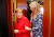  ‘주요 20개국(G20) 여성경제정상회의’에서 독일 메르켈 총리와 이야기하고 있는 이방카 트럼프.[로이터=뉴스1]