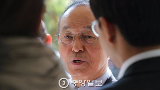 '송민순 회고록' 논란?..."지지 후보 영향 없다" 72%