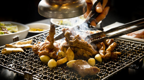 비싸도 줄서먹는 돼지갈비집, 맛대맛 1위 '봉피양' 