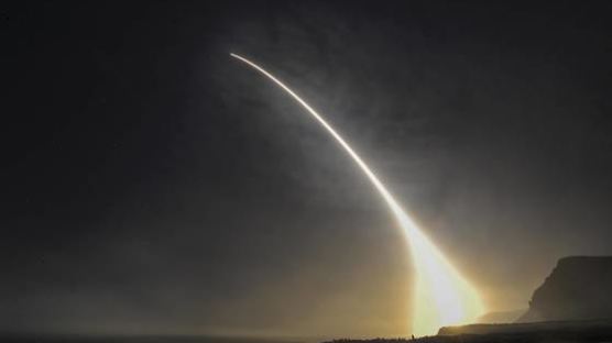 미 공군, 태평양서 ICBM 발사 실험 성공…대북 경고용 해석도