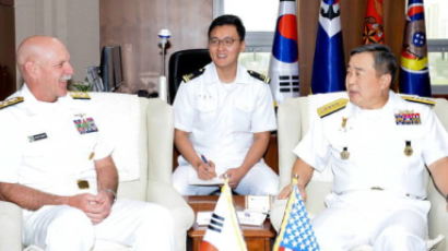 美 태평양함대 사령관 "남중국해 '항행의 자유' 변함없어"