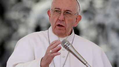 미 ‘폭탄의 어머니’ MOAB … 교황 “그 이름 듣고 수치심”