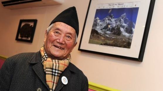86세 네팔 산악인, 에베레스트 최고령 등반 도전 중 숨져