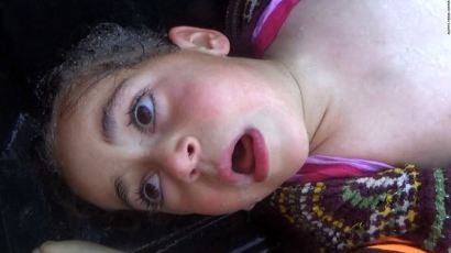 사린가스에 마지막 숨 헐떡이는 아이들…참혹한 영상 공개