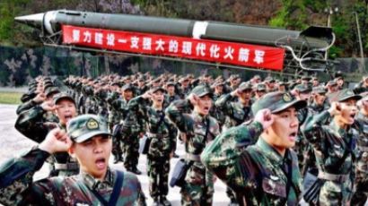 中 인민군, 韓美 사드 겨냥 로켓군부대 신형 미사일 실험