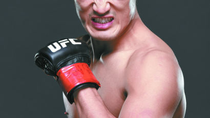 UFC 아시아 최다승 도전하는 '스턴건' 김동현