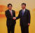아베 신조 일본 총리(왼쪽)와 시진핑 중국 주석. [청와대사진기자단]