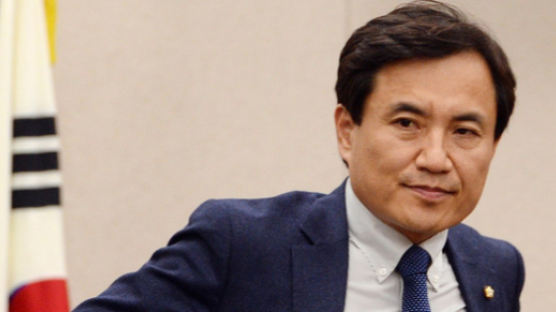 선거법 위반 혐의 김진태 의원, 오늘 국민참여재판 열려 
