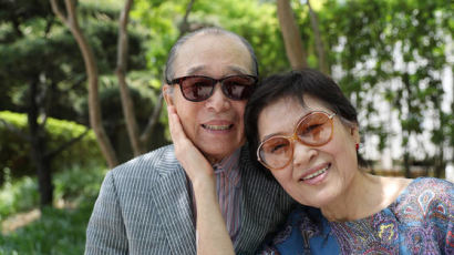 [기획] 76세에 남편에 간기증.. 56년 해로 닭살부부 사랑법