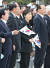 박근혜 전 대통령이 33주년 5.18 민주화운동 기념식에서 '임을위한행진곡' 합창순서에서 노래를 따라 부르지 않고 있다.