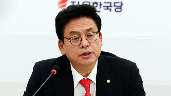 자유한국당, 7월 3일 전당대회…정우택 “전대 불출마”