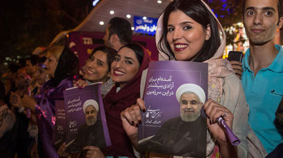 SNS 익숙한 이란 2030, 개혁파 로하니 택했다