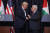 도널드 트럼프 미국 대통령이 23일 이스라엘 베들레헴에서 마흐무드 압바스 팔레스타인 자치정부 수반과 정상회담후 기자회견장에서 악수하고 있다. [AP=연합뉴스]