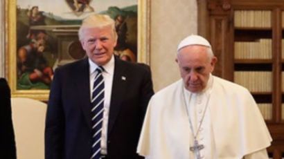 트럼프 만난 프란치스코 교황…이번에는 뭔가 달랐다?