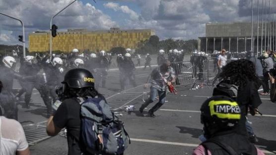 브라질 반정부 시위 격화…군 병력 배치