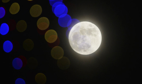 26일부터 지구와 달의 거리가 가까워지는 '슈퍼문' 현상이 나타난다.