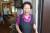 1990년부터 길매식당을 28년째 운영하고 있는 김길매 할머니는 사진 찍기를 한사코 피하다가 아들이 권하자 환하게 웃으며 촬영을 허락했다. 